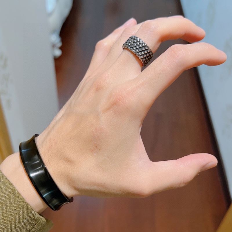 Gvc*1 rings